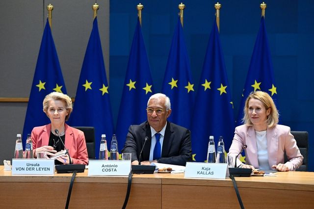 비EU 국가들과 화상회의하는 EU 지도부