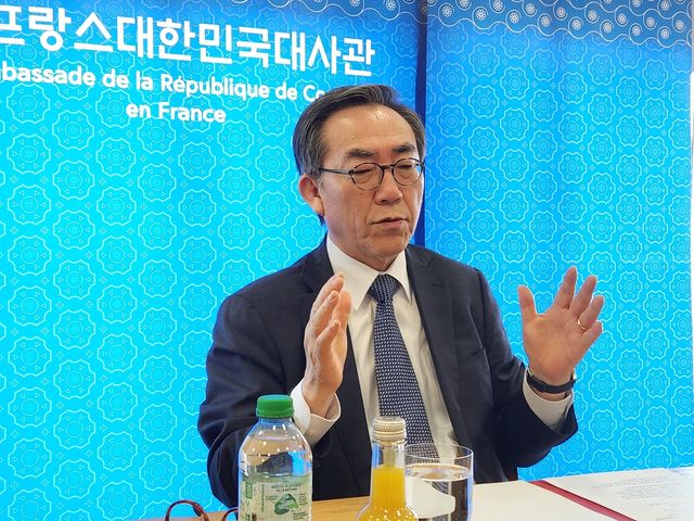 발언하는 조태열 장관