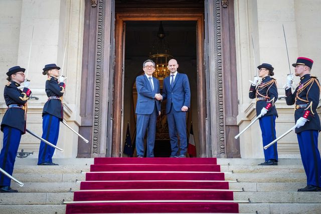 조태열 장관과 에마뉘엘 본 대통령실 외교수석