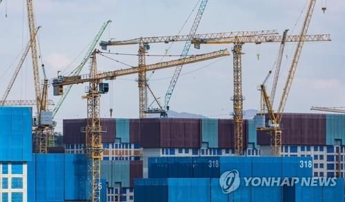 서울의 한 아파트 공사 현장 