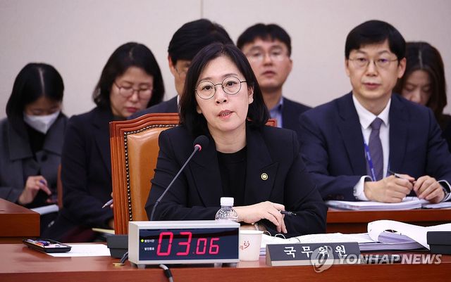 신영숙 여성가족부 장관 직무대행
