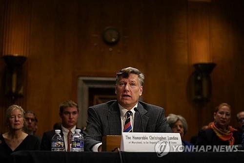 랜도 미 국무부 부장관