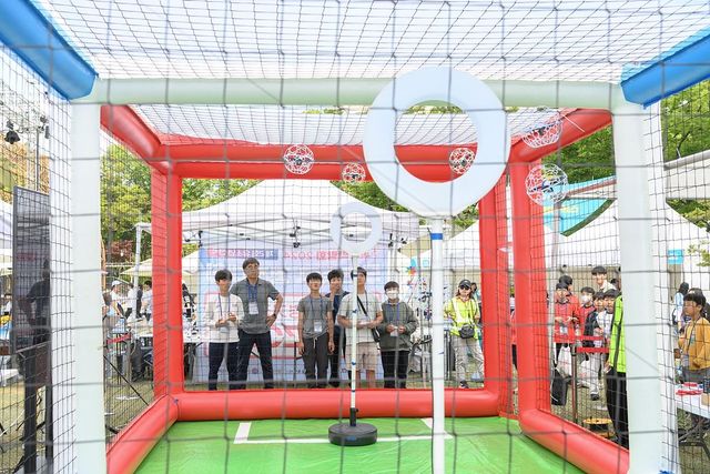 지난해 드론축구 경진대회 모습