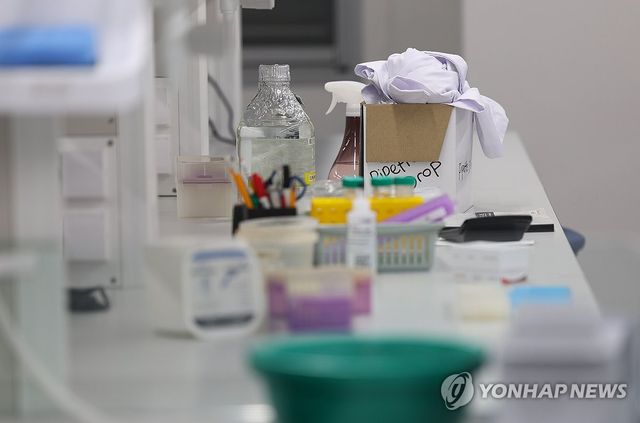 다시 학생들로 가득찰 그날을 기다리며