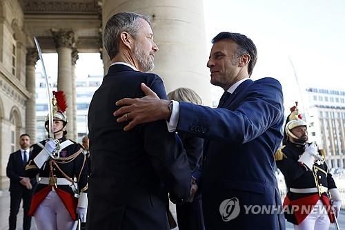 프랑스 국빈방문중인 덴마크 프레데릭 10세 국왕