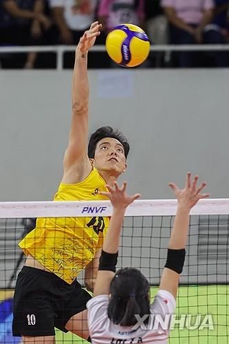 베트남의 여자배구 선수 뚜옌 