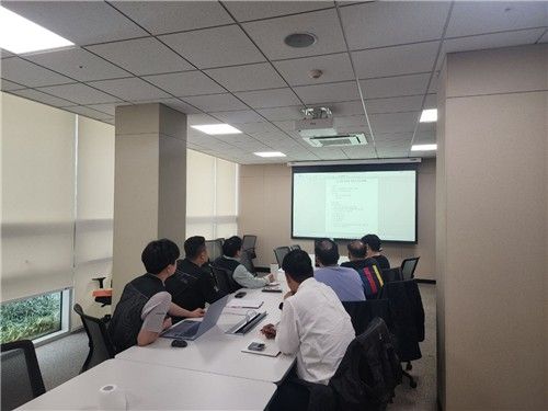 '성과급 TF' 첫 회의를 진행하는 삼성전자 노사