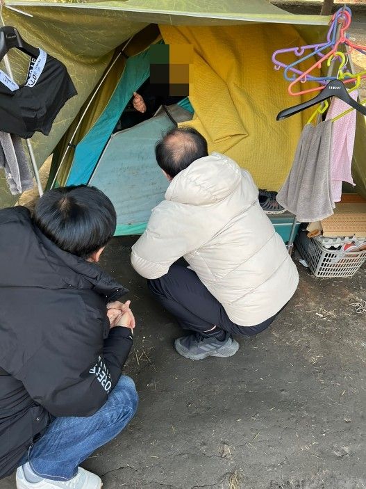 노숙인과 거리 상담