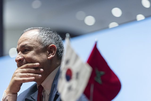 연합뉴스와 인터뷰하는 리아드 메주르 모로코 산업통상부 장관