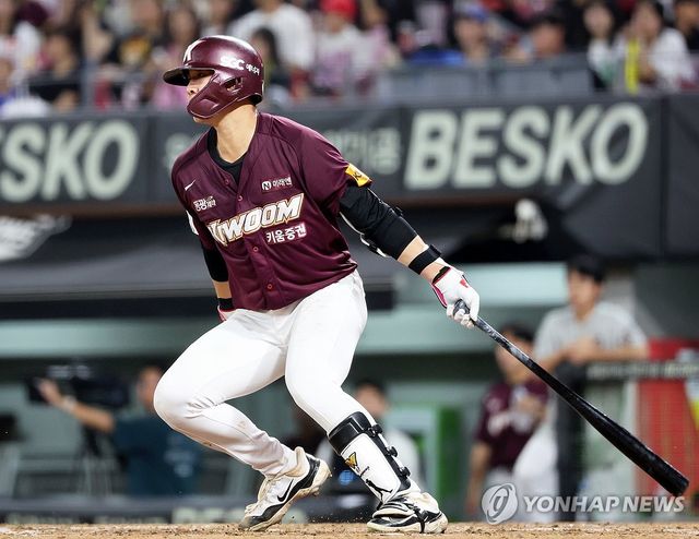 타자로 전향한 장재영