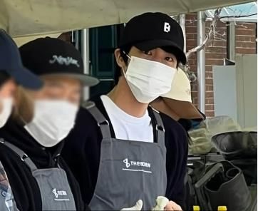 배식 봉사 나선 BTS 진