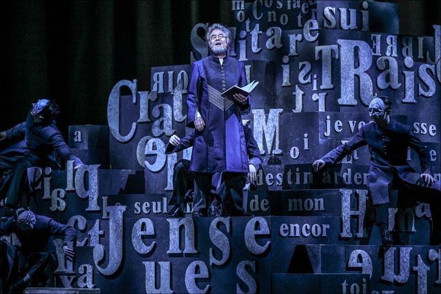 오페라 '파우스트' 공연