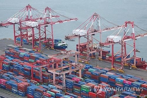 중소기업 "환율 1,300원대에 단가 맞춰…오름세 감당 못 해"