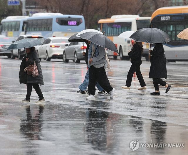 비 내리는 울산