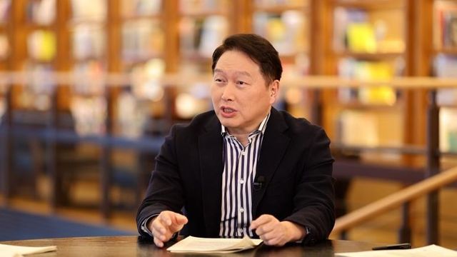 '메가 샌드박스' 좌담회 나선 최태원 회장