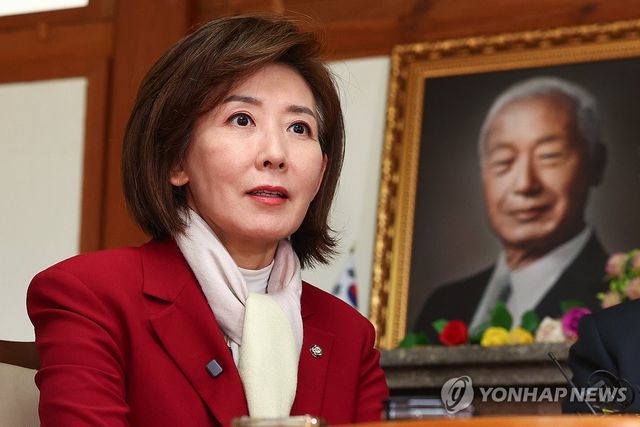 이화장 찾은 나경원 의원