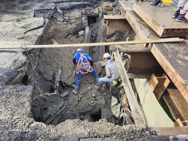 부산 사상~하단선 공사 현장 싱크홀