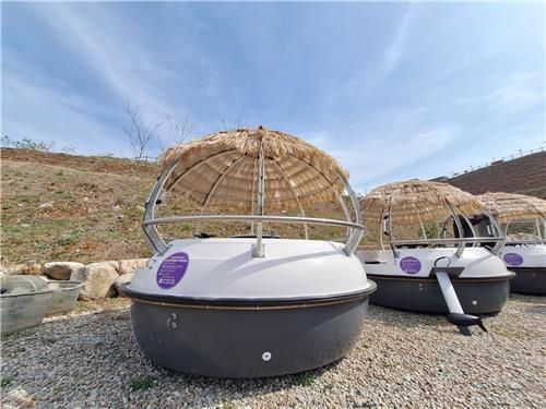 무릉별유천지에서 운영될 보트