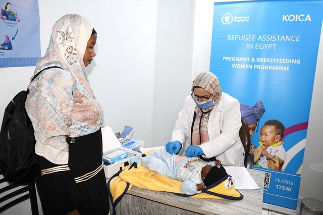 WFP 계약 병원서 영양 및 건강검진 받는 수단 난민 아동