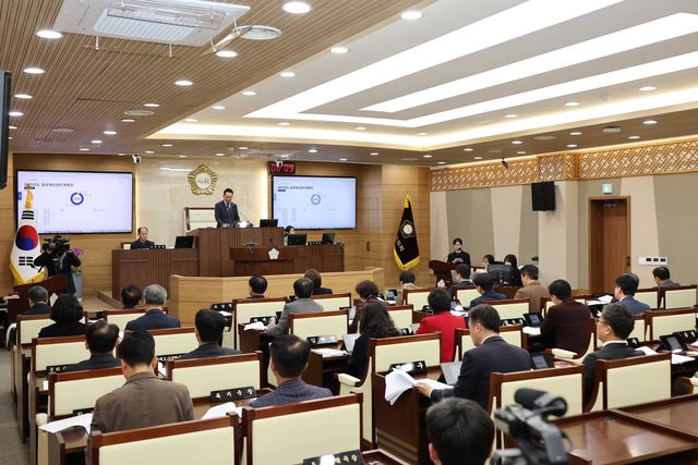 평택시의회 회의 모습