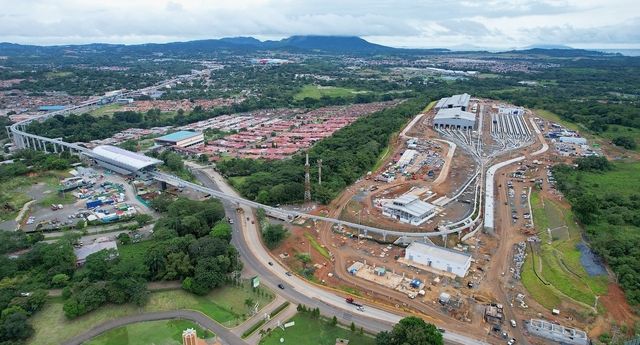 파나마 기지 사징