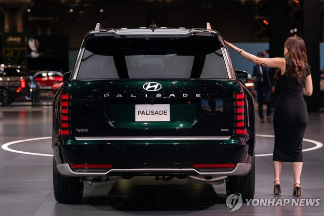 16일 뉴욕 오토쇼에 전시된 현대차 팰리세이드