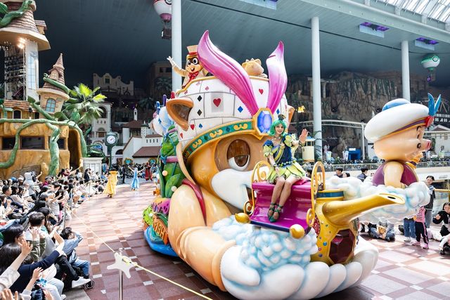 로티스 어드벤처 퍼레이드