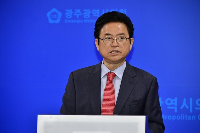 광주서 공약발표하는 이철우 경북지사