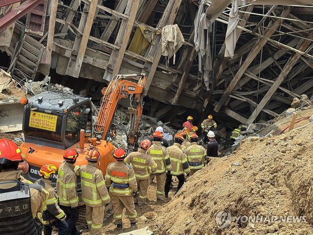 이어지는 실종자 수색 작업