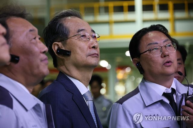 한덕수 권한대행, 기아 공장 방문