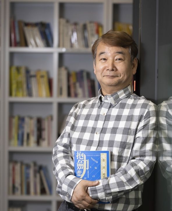 소설가로 변신한 이상훈 영화감독