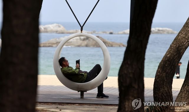 그늘이 좋은 봄날