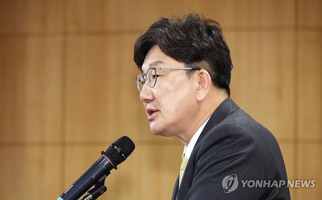 축사하는 권성동 원내대표