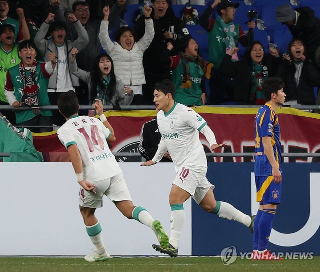 울산 상대로 골 넣은 주민규