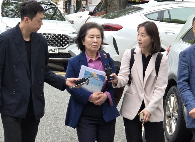 법원 출석하는 국민의힘 김영선 전 의원