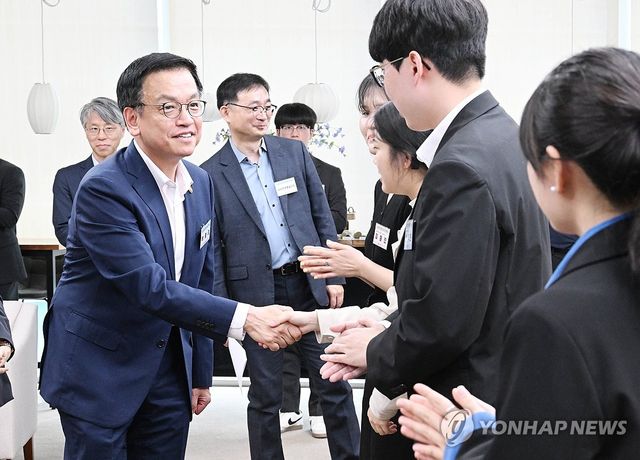 공공기관 청년 채용 간담회