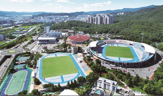 구미시민운동장 전경