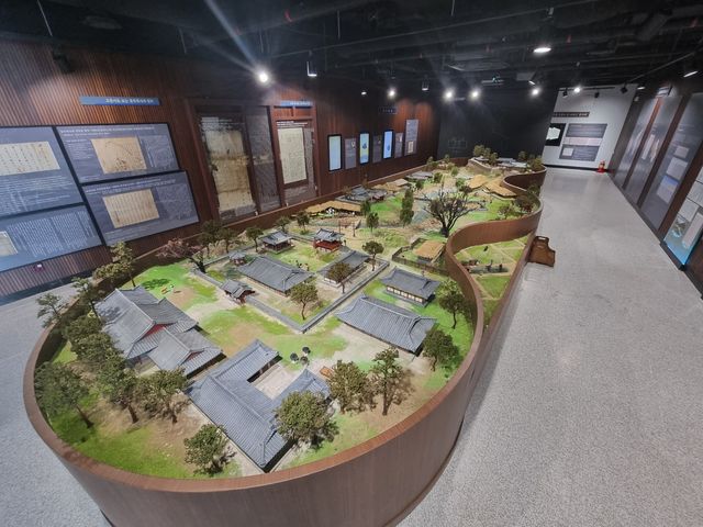 공주목 전시관 내부 