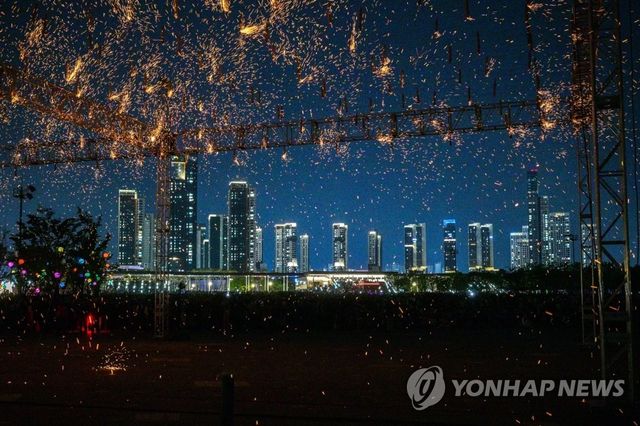 지난해 세종시 낙화축제