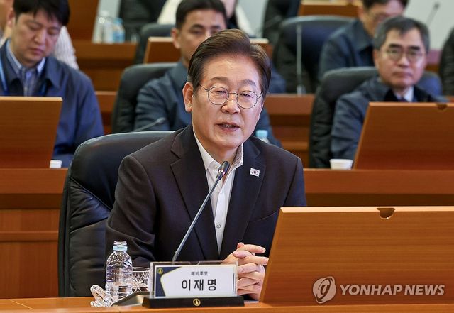 발언하는 이재명 전 대표