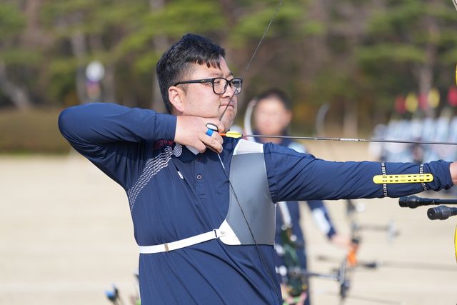 남자 양궁 김우진