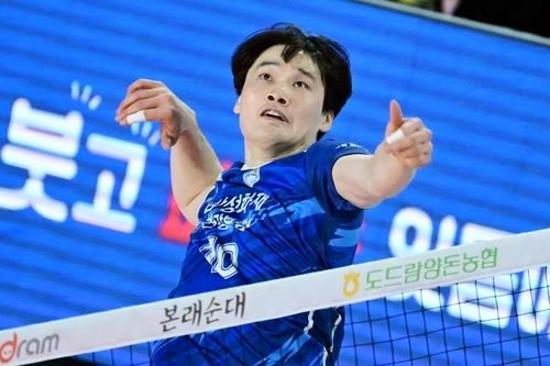 한국전력이 FA 계약을 체결한 김정호