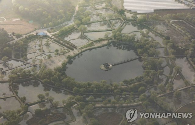 하늘에서 바라본 부여 궁남지