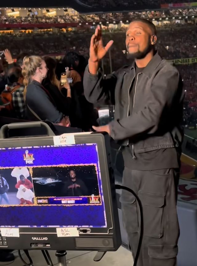 지난 2월 미국 래퍼 켄드릭 라마의 슈퍼볼 하프타임 공연을 수어로 옮기는 통역사