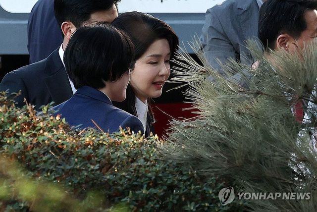 서초동 사저 도착한 김건희 여사