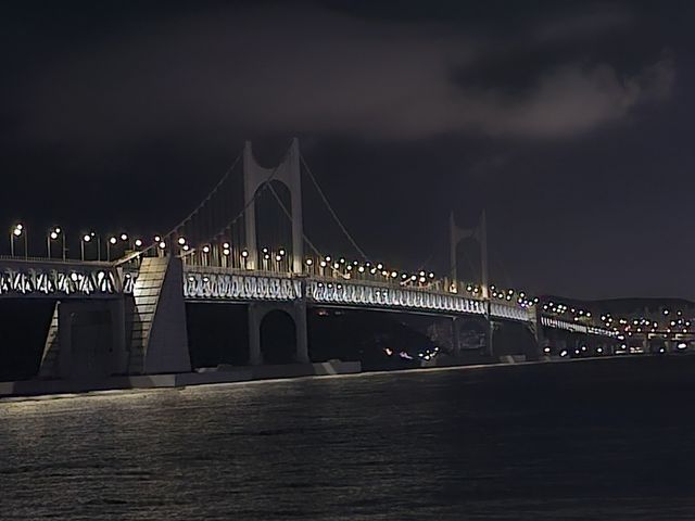 불꺼진 부산 광안대교