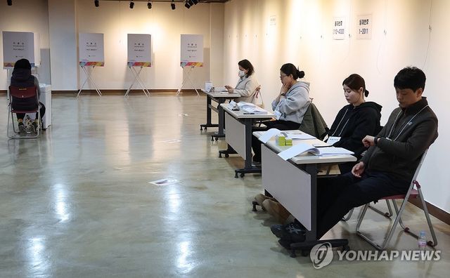 부산시교육감 재선거, 한산한 투표소