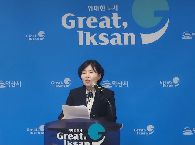 정례 브리핑하는 류숙희 농업기술센터소장