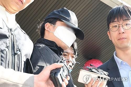 '여친 살해' 의대생, 검찰 송치