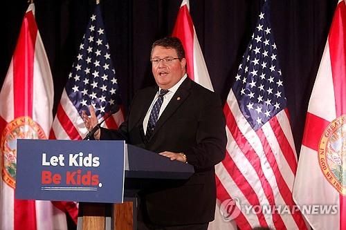 플로리다 연방하원의원 보선에서 승리한 랜디 파인